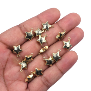 Dijes de metal chapados en oro con forma de estrella de pirita natural con engaste para la elaboración de collares y pulseras - Product Image 5