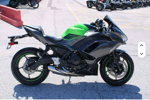 Nouvelle Moto Sportive Kawasaki Ninja 650 Édition KRT en Promotion - Product Image 5
