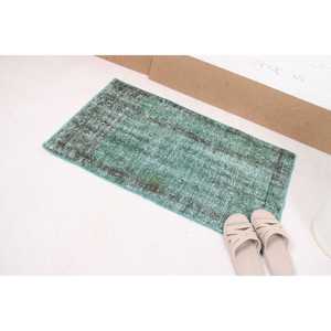 Tapis turc vintage patchwork 1,7x2,9 pi (52x89 cm) en laine persane verte avec envers en latex, tapis écologique pour la maison - Product Image 1