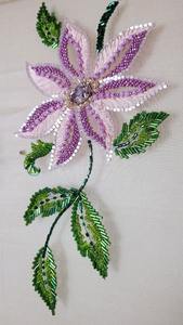 Abrigo Acolchado Suzani Bordado a Mano, Hecho en India, de Lujo, para Bodas y Fiestas, Ecológico, de Alta Calidad - Product Image 2