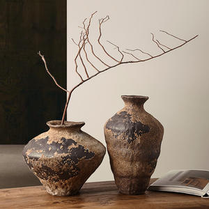 زخارف سيراميك على طراز وابي-سابي مزهرية ديكور منزلي مزهرية حديثة عتيقة. - Product Image 3