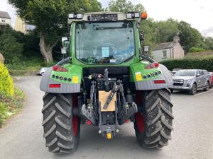 Tracteur agricole de haute qualité Fendt 314 Vario Tracteur avec chargeur à vendre - Product Image 2