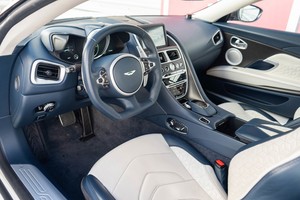 OFERTA ESPECIAL 2019 AS-TON MA-RT-IN D-B-S SU-PER-LEG-GERA TRANSMISIÓN AUTOMÁTICA V12 CILINDROS - Product Image 4