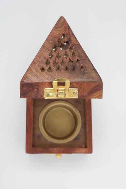 ACCESSORIES 2025 New Wood Mother of Pearl Bakhoor Burner Incense Madhkan Burner Arabic Oud Burner for Home Fragrance for Ramadan