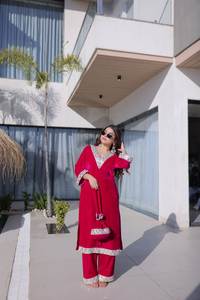 Traje de Terciopelo para Fiesta con Bordado, Vestido Tradicional Completamente Cosido con Hermoso Color para Usar en Todas las Temporadas - Product Image 5