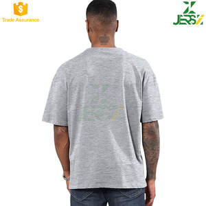 เสื้อยืดคอกลมแขนสั้นผู้ชาย OEM พรีเมียม ทรงปกติ ผ้าฝ้ายทอ 100% เนื้อหนา ระบายอากาศได้ดี แห้งเร็ว สวมใส่สบาย - Product Image 4