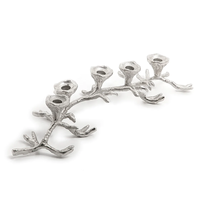 Bougeoirs en métal d'aluminium de qualité standard avec bougeoir coulé en métal fini or avec 3 bougies au prix le plus bas