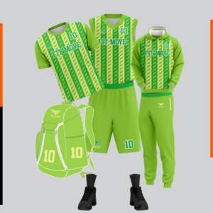 Conjunto de uniforme de baloncesto de dos piezas personalizado camiseta de poliéster transpirable con nombre del equipo y pantalones cortos para ropa de baloncesto - Product Image 1