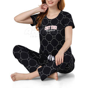 Survêtement d'été pour femmes ensemble deux pièces haut à manches courtes et pantalon tenue de sport survêtement d'été décontracté pour femmes - Product Image 6