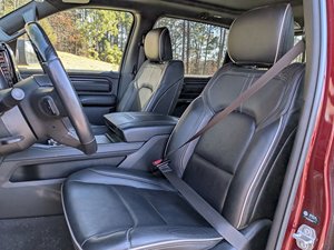 Ram 1500 Limited 2022 Usada en Buen Estado, Gasolina/Eléctrica, V8 5.7L, 4WD - Product Image 4