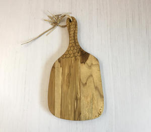 Stylenest Exportación Tallado a mano de madera de teca Tema del océano Ecológico Bloque de cortar Decoración de cocina elegante - Product Image 1