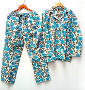 Pijama para adultos Beautiful Print Pure Cotton P J Set Cotton Night Wear Soft Suit-Regalo para ella - Product Image 1