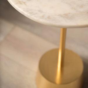 Ensemble de 2 tables basses en bois sculpté et fait à la main, table industrielle - Product Image 1