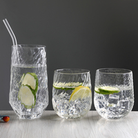 Vente en gros de tasses en verre ondulant de style origami avec logo personnalisé Ensemble de verres à boire japonais pour bar à whisky et cocktail, restaurant