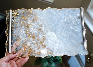 Plateau en résine fait main de qualité supérieure accessoire de décoration pour la maison abordable pour affichage élégant plateau en résine époxy de luxe - Product Image 5