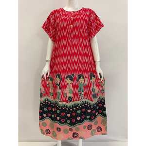 Jumbo Daster Met Voorste Knoop Dames Zomer Bloemenpatroon Korte Mouw Nachtkleding Comfortabele Rayon Zachte Nachthemden - Product Image 1