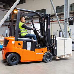 Chariot élévateur électrique d'intérieur certifié CE 2 tonnes 3 tonnes 3,5 tonnes Livraison gratuite 4x4 Chariot élévateur à batterie au lithium pour entrepôt Nouveau moteur certifié CE - Product Image 6