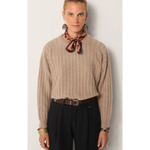 Suéter de Punto Vintage NINA, de Alta Calidad, Transpirable, Color Marfil, con Logotipo Frontal, Estilo Urbano, para Todas las Temporadas: Invierno, Otoño, Primavera - Product Image 1