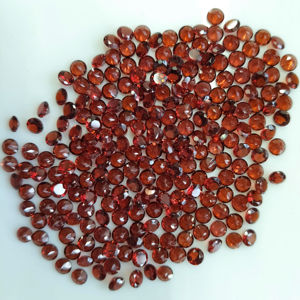 พลอยโกเมนแดงธรรมชาติ 4.5 มม. ทรงกลมเจียระไนแบบบริลเลียนท์ คุณภาพดีที่สุด สำหรับทำเครื่องประดับ - Product Image 5