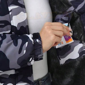 Chaqueta Softshell XXL ligera de alta calidad con poliéster con capucha y cremallera completa hecha para la temporada de invierno - Product Image 5