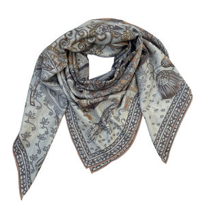 Soft Lightweight Ladies Winter <b>Shawl</b> Stylish Fringe <b>Wrap</b> for Daily Wear <b>and</b> Travel - Product Image 4