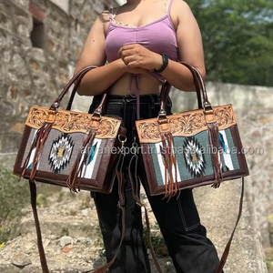 Nuevo bolso de mano con flecos para manta de sillín, superventas, bolso de mano para mujer, bolso de hombro de cuero genuino tejido a mano de alta calidad - Product Image 3