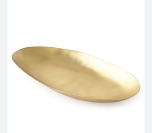 Nouveau plateau de service alimentaire en métal design but de mariage maison vaisselle service décoratif fait à la main en métal massif - Product Image 4