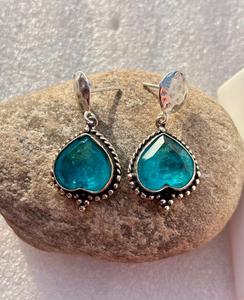 925 <b>Sterling</b> <b>Silver</b> Classic Style Paraiba Tourmaline Crystal Oxidised Hammered <b>Stud</b> <b>Earrings</b> - Product Image 4