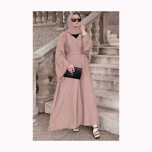 Abaya noire modeste pour les musulmans tissu Georgette léger robe de bal entièrement brodée avec motif imprimé se sent légèrement crêpe - Product Image 6