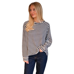 Sudadera Nueva de Moda para Mujer, Estampada, Minimalista, con Cuello Redondo, Hecha para Brindar Comodidad, Estilo y Looks Casuales Modernos - Product Image 1