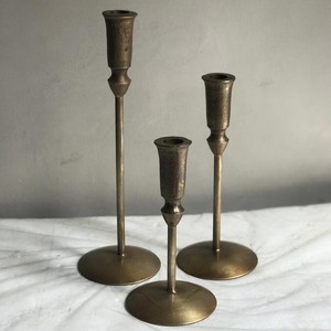 Ensemble de 3 supports de bougies coniques, vintage en laiton et métal, porte-bougies - Product Image 1