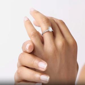 IGI Certified 10K Oval Lab Grown Diamond Anillo de Compromiso 6x8 Lab Diamond Jewelry con F Color VS1 Claridad - Product Image 4