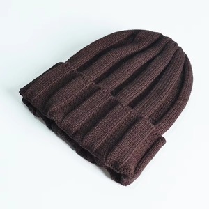 Gorro de Punto con Puño Unisex Personalizado de Primera Calidad, Gorro de Invierno Acrílico para Moda Urbana y Uso en Clima Frío al Aire Libre - Product Image 6