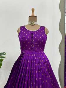 ผ้าไหม jequrd ที่สง่างามชุดบนผืนผ้าใบ PATA และหรูหราไมโครภายในควบคู่กับ Koti เย็บอย่างเต็มที่ในขายส่ง - Product Image 4