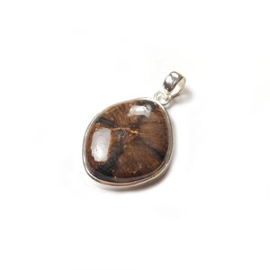 Vente en gros de pendentifs en pierres précieuses chiastolite pour femmes en forme de fantaisie en argent sterling plaqué or style religieux personnalisable - Product Image 3