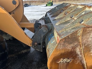 Chargeuse compacte CASE 621F 2016 avec capacité de 400 tonnes, roulement et moteur - Product Image 6