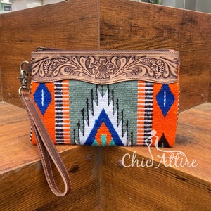 กระเป๋าสตางค์หนังแท้หลายใบทำด้วยมือกระเป๋าคลัทช์ข้อมือหนังแท้สไตล์ตะวันตกของขวัญสุดหรูสำหรับผู้หญิง - Product Image 1