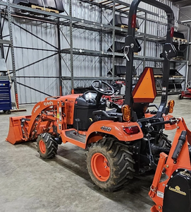 Tracteur à roues KUBOTA BX1880 22HP 2023 pour usage agricole avec moteur, boîte de vitesses et roulements - Occasion, prêt à être expédié - Product Image 3