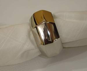 Rond de serviette en métal au design élégant de qualité supérieure plaqué or fait à la main en gros rond de serviette bas prix décoratif en gros rond de serviette - Product Image 4