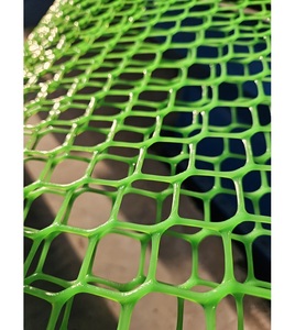 Jaring plastik HDPE 15mm tahan UV 350-600 GSM layanan pemotong kustom proyek DIY luar ruangan jaring Hortikultura - Product Image 2