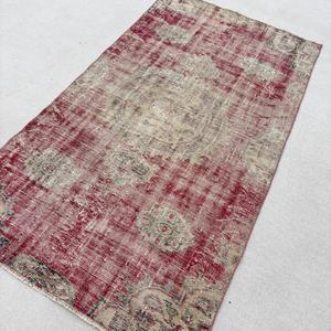 Alfombra Vintage de 3.9x7.3 pies, Alfombra Turca, Alfombra de Lana con Parches Rojos - Product Image 2