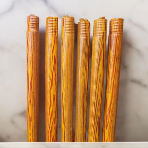 Rosca de tornillo italiano palo de escoba de madera recubierto de PVC fabricado en Vietnam - Product Image 1