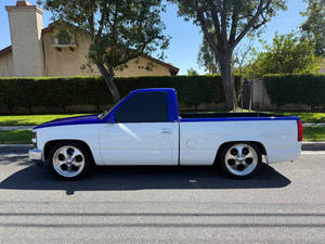 Camioneta GMC Sierra 1500 SLE de 1991 Usada, Grado Industrial, con Soporte Personalizado OEM - Product Image 3