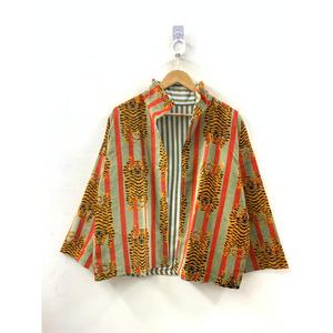 Veste en velours réversible Sher-e-Jangal à motifs imprimés, couleur sauge, corail, or tigre - pour l'automne et l'hiver, manteau court, patchwork - Product Image 4