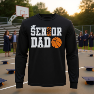 T-Shirt a Maniche Lunghe da Basket per Padre Orgoglioso della Classe 2026 - Maglietta Promozionale per Papà Laureato - Product Image 3
