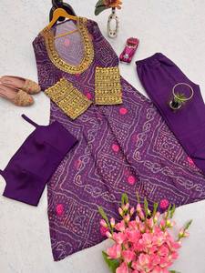 Salwar Kameez ชุดปาร์ตี้ใหม่ออกแบบโดยดีไซเนอร์ลายหมาจิ้งจอกหนักพิมพ์ลายปักลายปักรหัสทำงานแห้งเร็ว - Product Image 5
