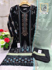 Seda romana pura cuello redondo BOLLYWOOD INSPIRADO Eid y Ramdan mes especial de tres piezas Salwar Kameez con precio al por mayor - Product Image 4