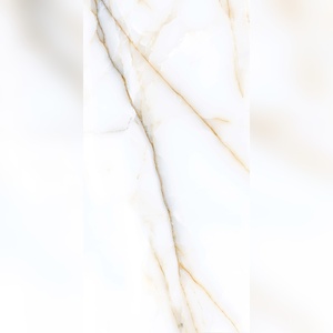Paneles Vitrificados Reflectantes Nomadic de 600x1200 mm, Elegancia Portátil para Tiendas Pop-Up y Centros de Viaje - Product Image 4
