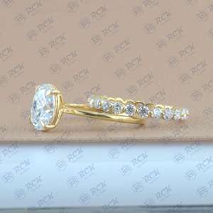 ชุดแหวนหมั้นเพชรโมอิสสีทอง18KT สำหรับผู้หญิง2.00 tcw รูปไข่ - Product Image 3