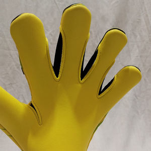 Gants de gardien de but de football professionnel de haute qualité design gants de football respirants avec logo personnalisé en gros - Product Image 3